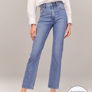 Abercrombie Ultra High Rise Ankle Straight Jean